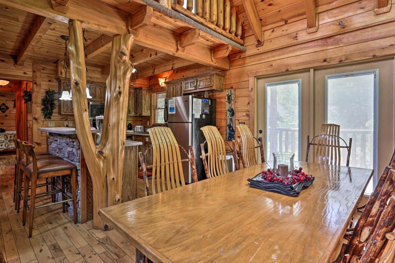 Pigeon Forge Getaway With Covered Patio And Hot Tub! Exterior foto