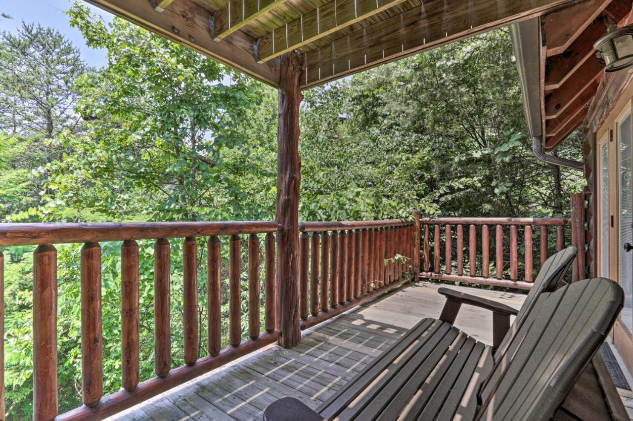 Pigeon Forge Getaway With Covered Patio And Hot Tub! Exterior foto