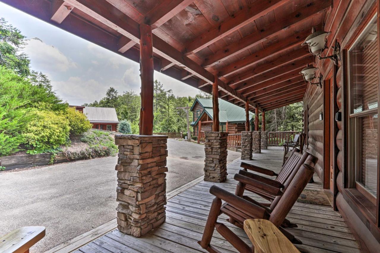 Pigeon Forge Getaway With Covered Patio And Hot Tub! Exterior foto